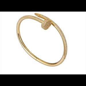 Gold bracelet with CZ stones